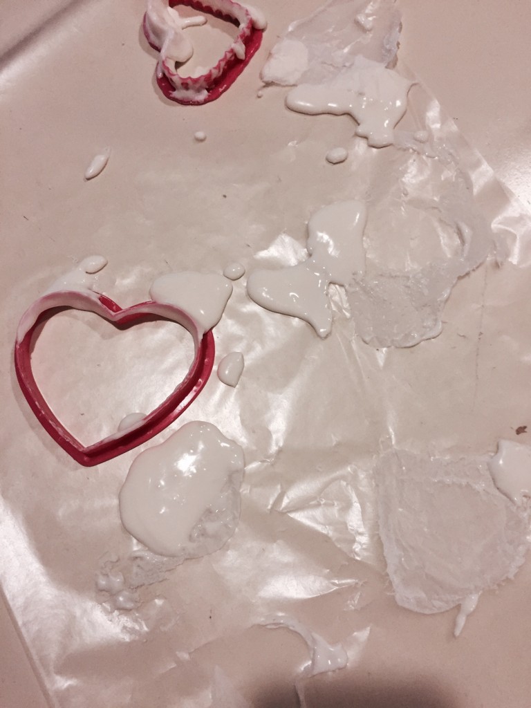 Decorating for Valentine's Day - A Heart Craft