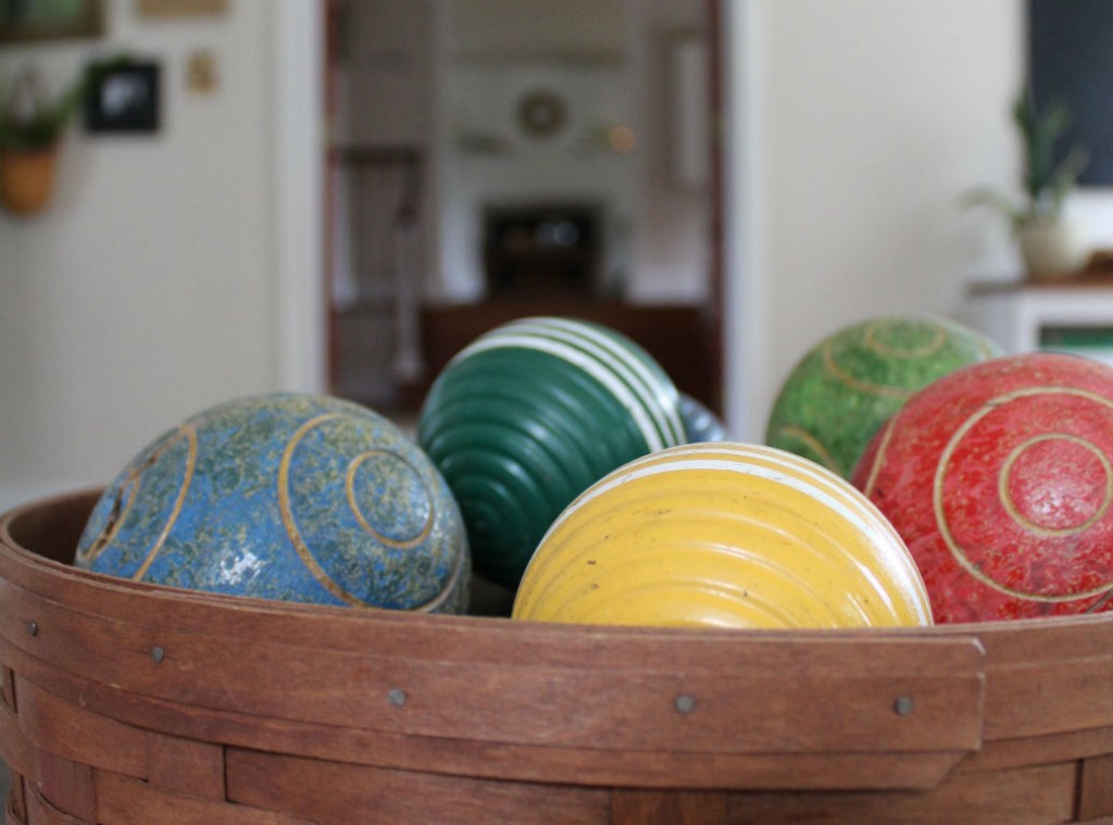 farmhouse summer tour family room croquet balls