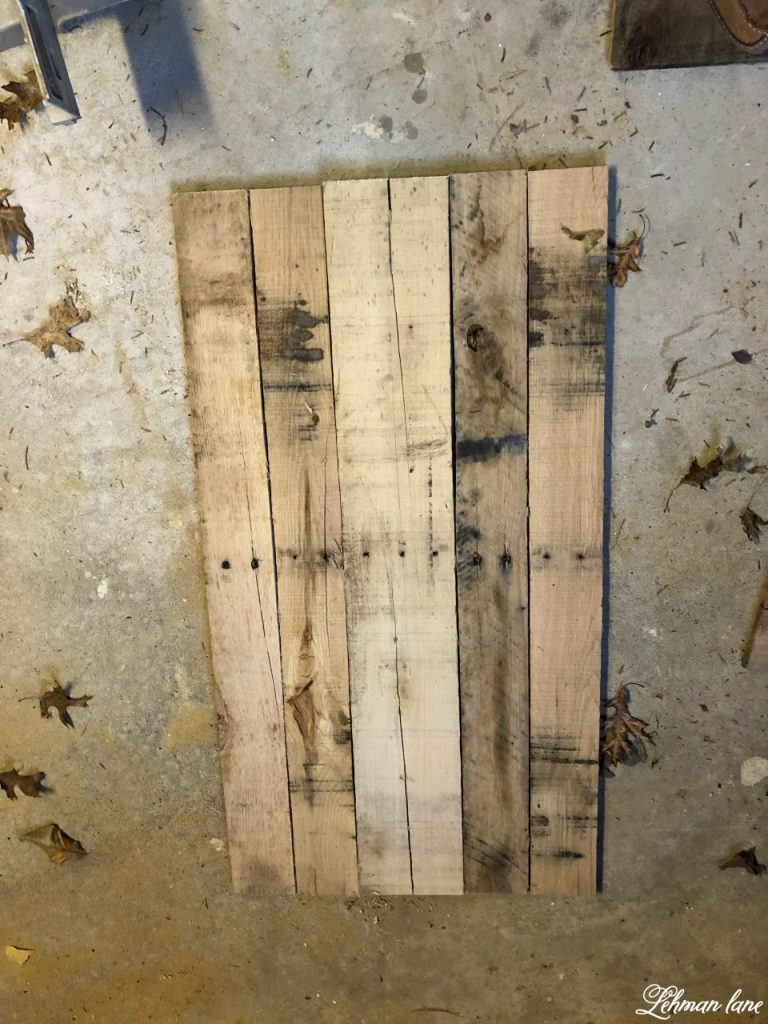 DIY Christmas Pallet Nativity Sign - I am sharing how we created our newest pallet project to decorate our farmhouse for Christmas.  We made it for FREE in less than 2 hours. #palletprojects #christmas #diy http://lehmanlane.net