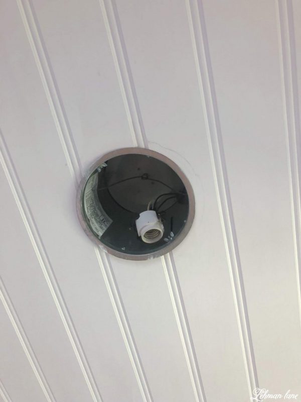 Easiest Way to Spray Paint Recessed Light Trim in 5 Mins