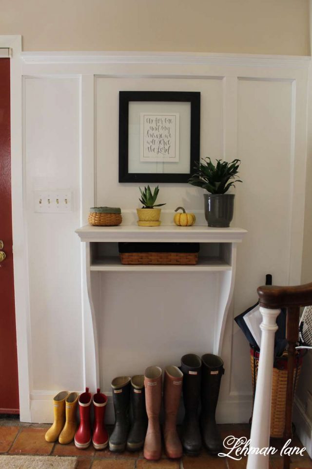 Beautiful DIY Foyer & Entryway Built In Table with Board & Batten Wall