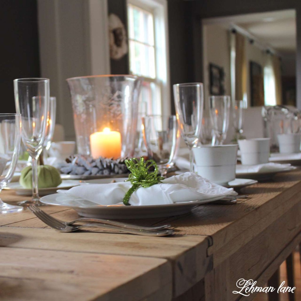 Sharing my simple & beautiful tips for creating the perfect thanksgiving tablescape #thanksgiving #thanksgivingtablescape #fallfarmhouse https://lehmanlane.net