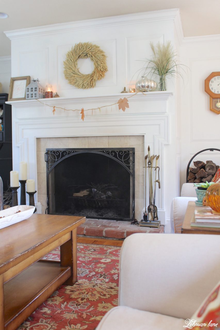 Simple Fall Mantel Decor Ideas (How to Decorate Your Fireplace Mantel ...