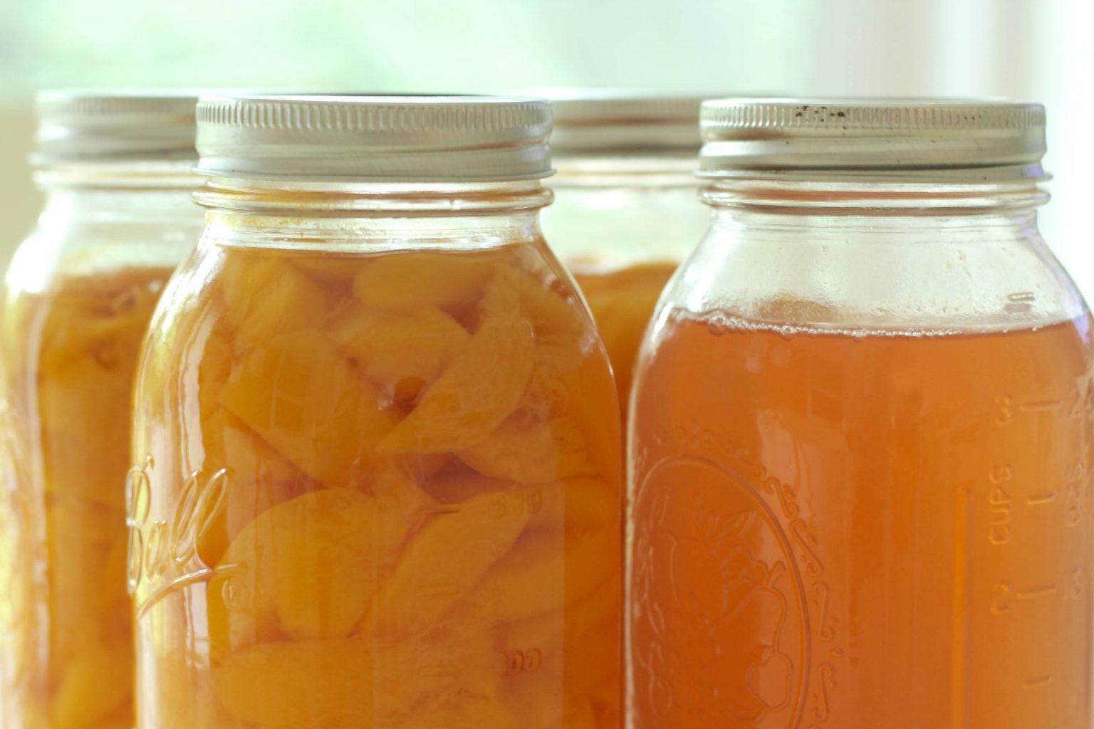 Easy Canned Peaches in Juice (1 Recipe for Canned Peaches & Homemade